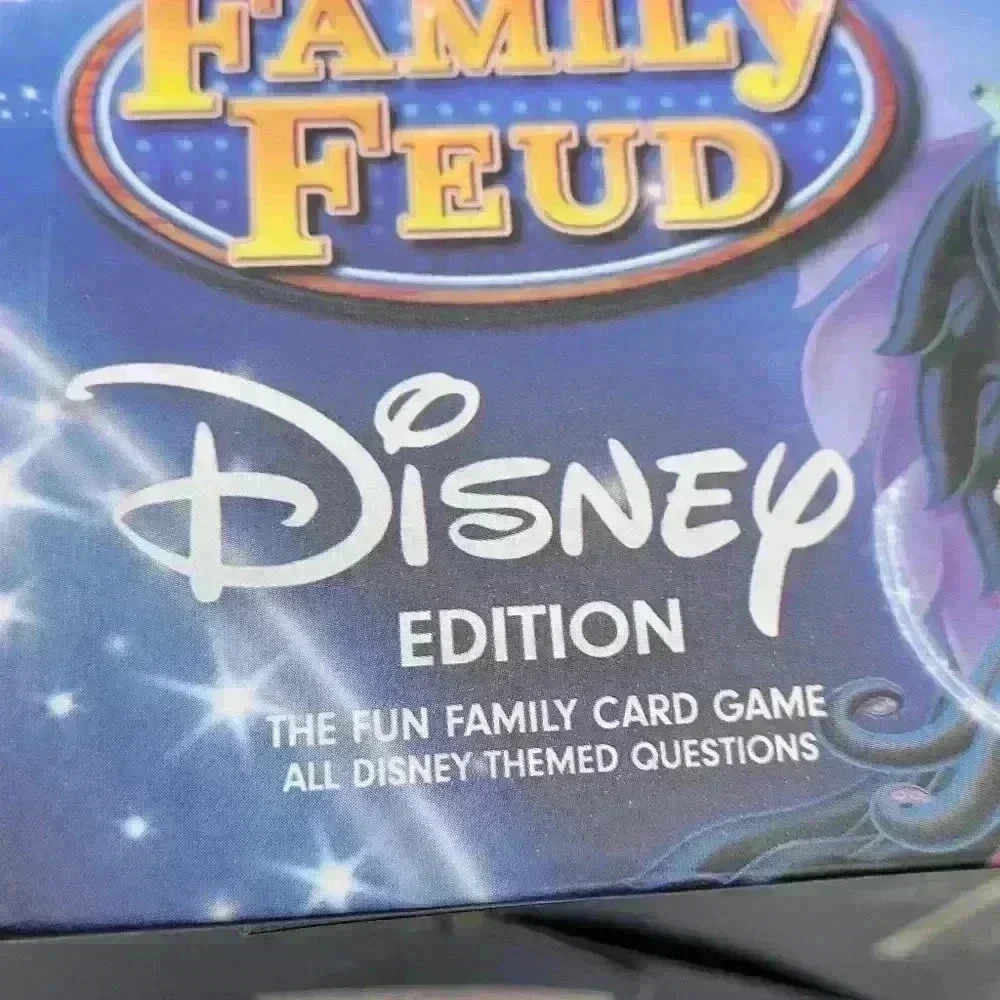 New ! Family Feud - Disney Edition Trivia Box Card Game 2+ Players (age 8+) - Picture 5 of 5